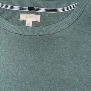 Green sweater top